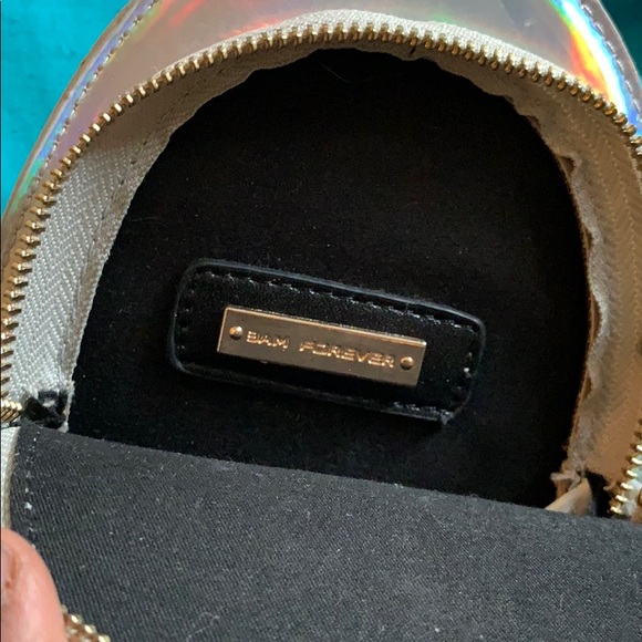 Holographic Rocket Clutch! - Picture 3 of 3